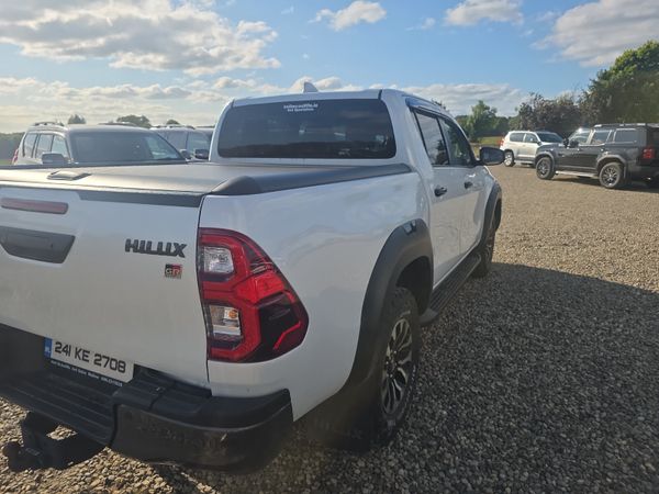 Toyota Hilux 2.8 D4D GR Sport 396313726