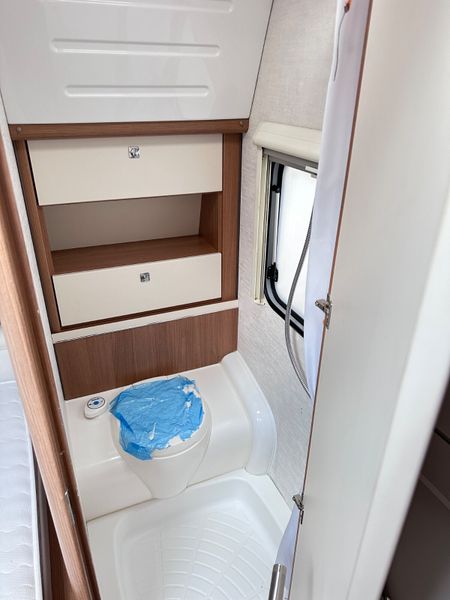 ✨STUNNING 2022 FENDT PALACE 650 5-6 BERTH✨ 396336008