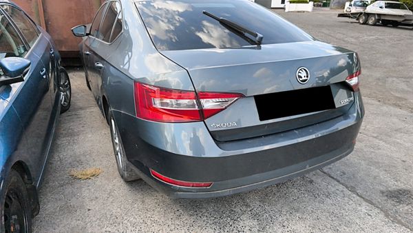 2016 Skoda Superb 1.6 Diesel For Breaking! 396444258