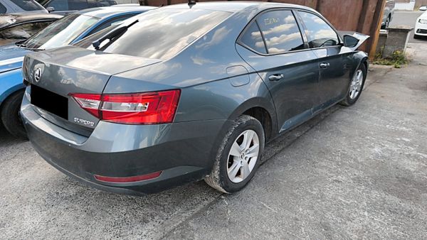 2016 Skoda Superb 1.6 Diesel For Breaking! 396444260