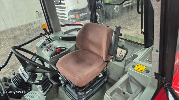 MF6120 2WD 396445621