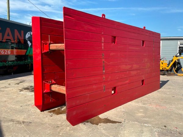 5.1mts X 2.4mts Conquip Trench box assembly....... 396452596