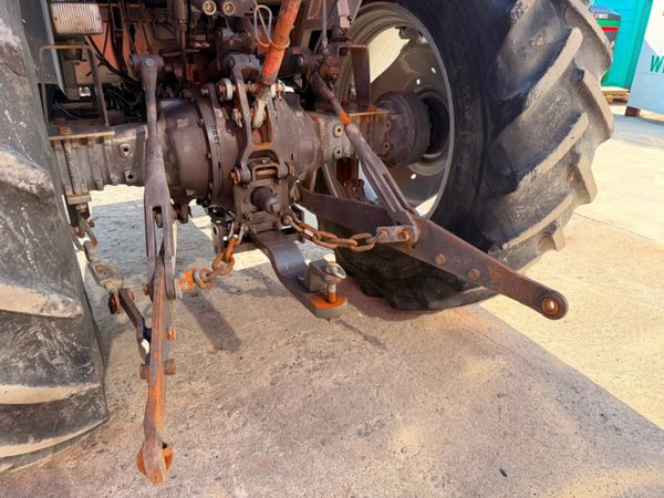 MASSEY FERGUSON MF 390 4WD  HILINE+ 396453037