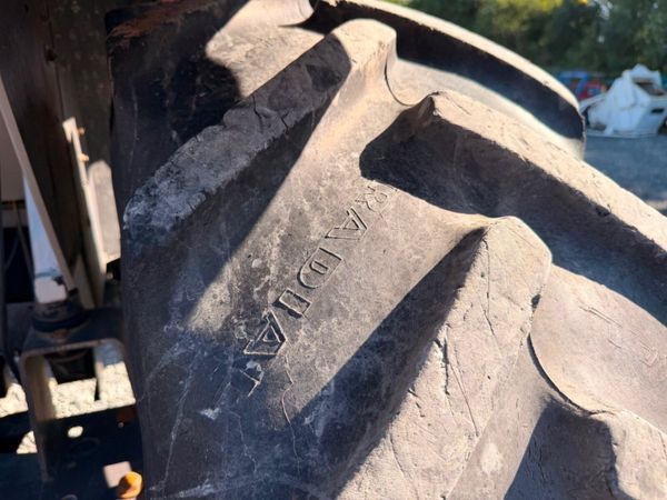 MASSEY FERGUSON MF 390 4WD  HILINE+ 396453453