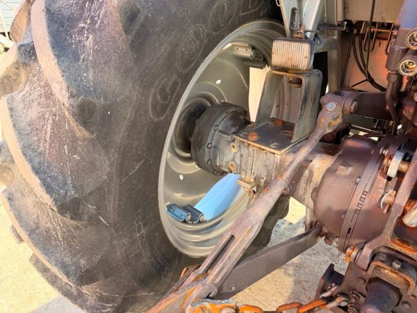 MASSEY FERGUSON MF 390 4WD  HILINE+ 396453405