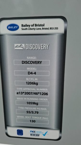 Bailey Discovery D4-4 Caravan 396474467