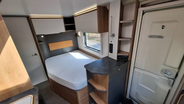 Bailey Discovery D4-4 Caravan 396474474