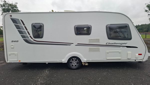Swift Challenger Fixed Bed Caravan 396640152