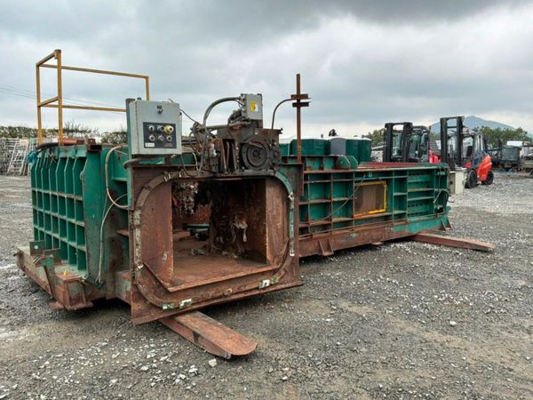 Horizontal waste recycling compactor / baler...... 396646936