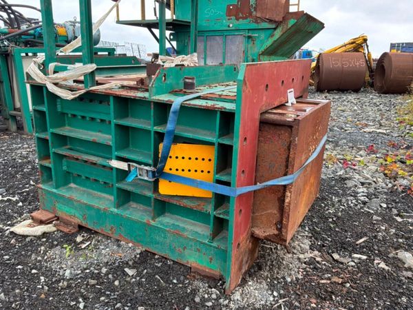 Horizontal waste recycling compactor / baler...... 396647258