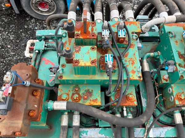 Horizontal waste recycling compactor / baler...... 396647208