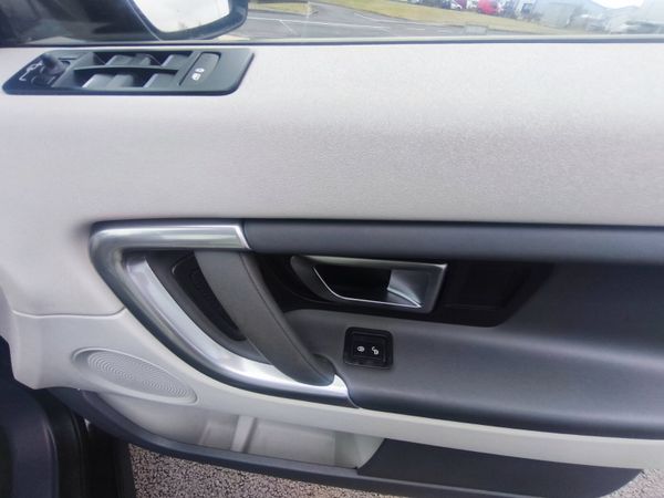 Land Rover Discovery Sport 2019 Commercial 2 Seat 396618346