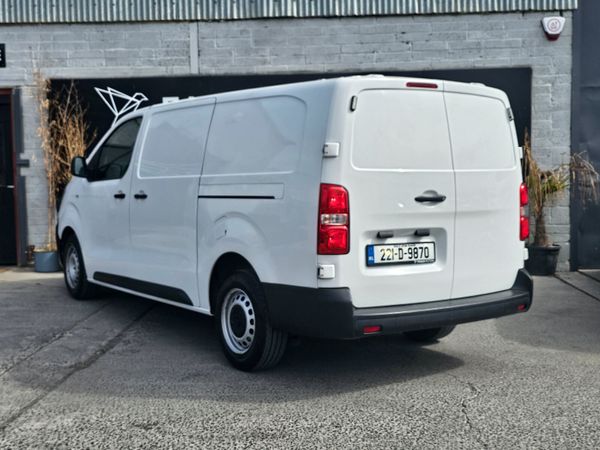 OPEL VIVARO LWB // TWIN DOORS // 2027 CVRT 396621904