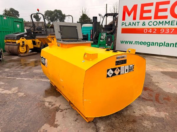 WESTERN 2,000 LITRE FUEL DIESEL BOWSER...796T 396638541