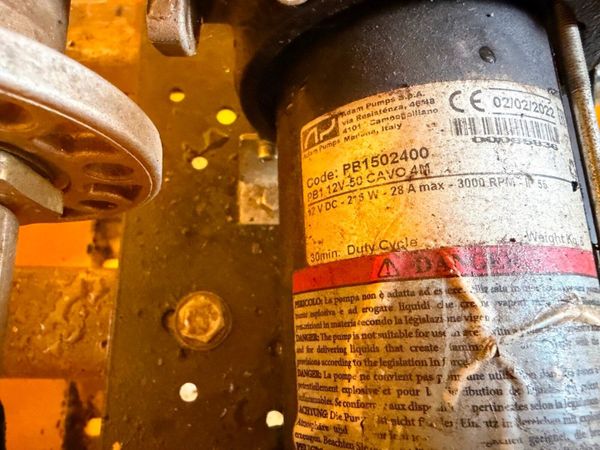 WESTERN 2,000 LITRE FUEL DIESEL BOWSER...796T 396638527