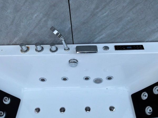 New hot tub Jacuzzi bath room container pod....... 396750185