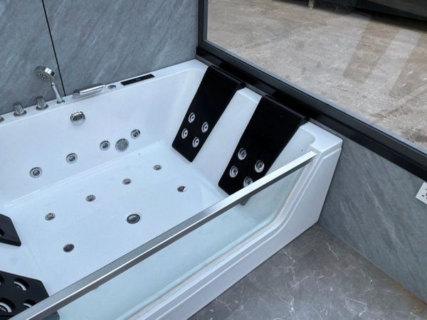 New hot tub Jacuzzi bath room container pod....... 396750103