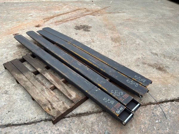 New / unused 2.2mts Fork lift extension forks..... 396750201