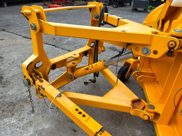 Econ Snow plough attachment........711. 396750643