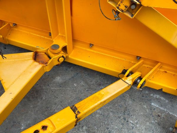 Econ Snow plough attachment........711. 396750639