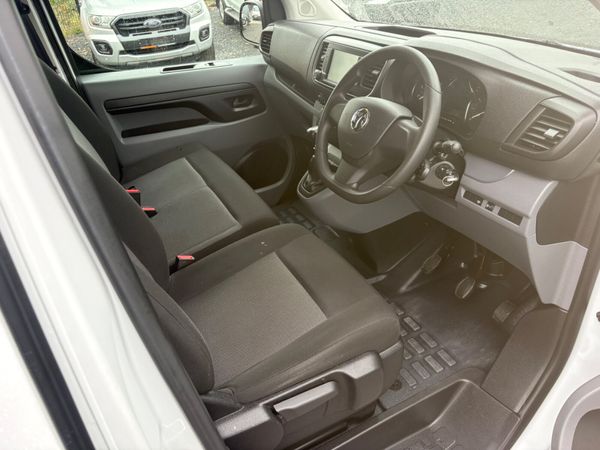 Opel Vivaro 396719749