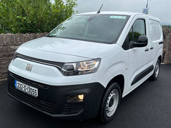 Fiat Doblo Tecnico Plus High Spec only 39000km 396724502