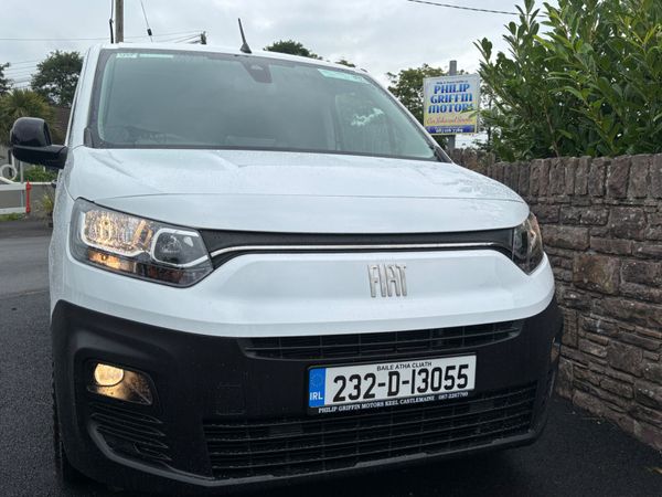 Fiat Doblo Tecnico Plus High Spec only 39000km 396724530