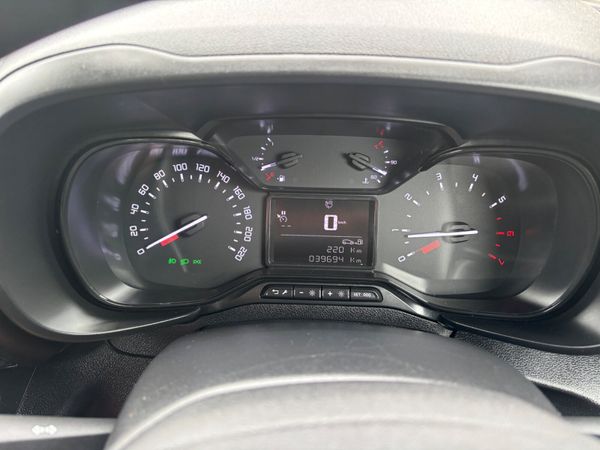 Fiat Doblo Tecnico Plus High Spec only 39000km 396724701
