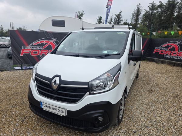 Renault Trafic 2021 396725074