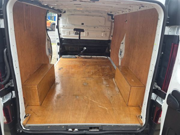 Renault Trafic 2021 396725080