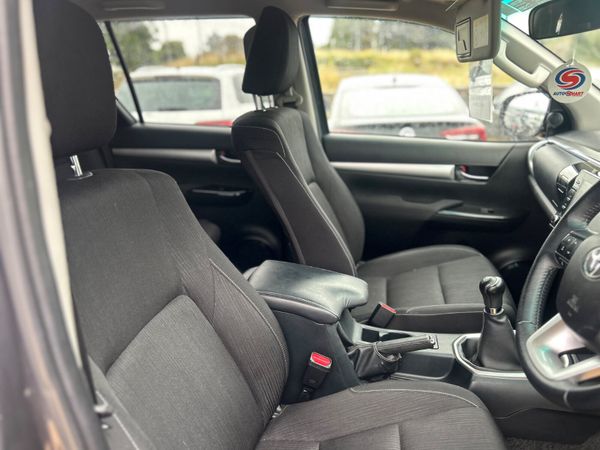 Toyota Hilux icon*price plus vat* 396732460
