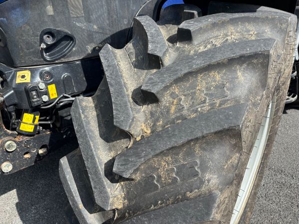 New Holland T7.225 396870814