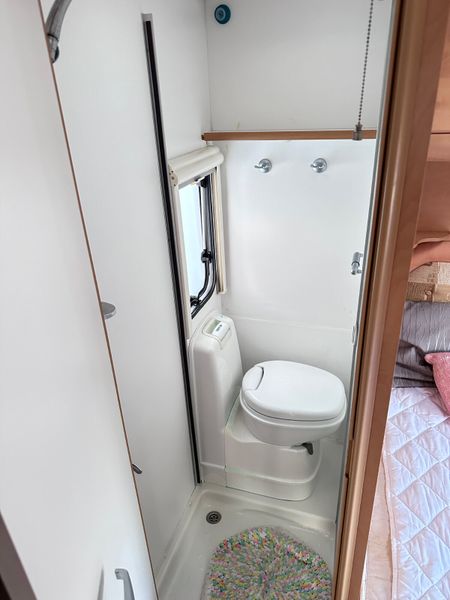 ✨STUNNIING BAILEY PAGEANT 4 BERTH FIXED BED✨ 396888026
