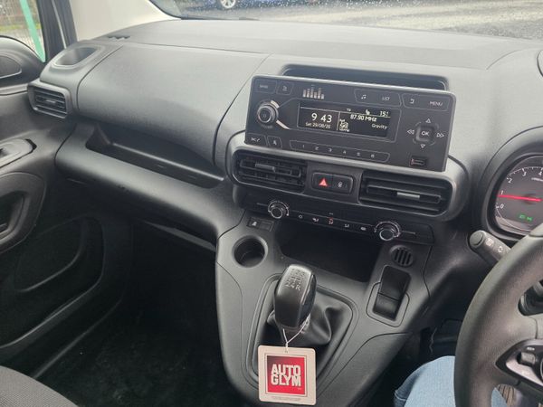 Vauxhall Combo 2020 396893829