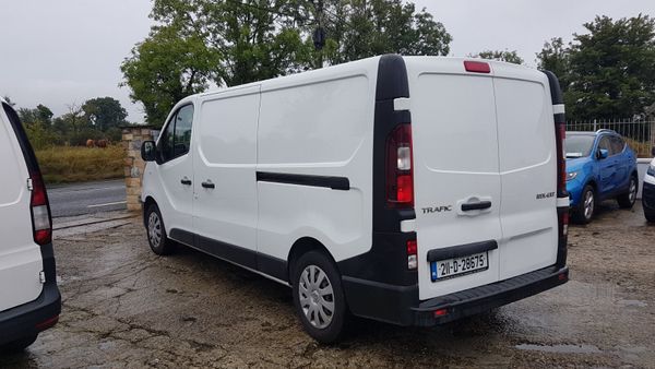 Renault Trafic 211D LWB 110KM MINT VAT INVOICE 396902698