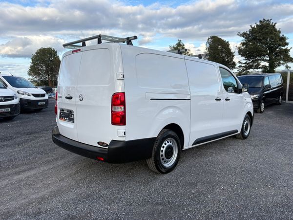 Vauxhall Vivaro 397087145