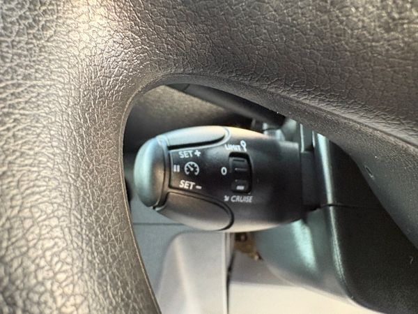 Vauxhall Vivaro 397087157