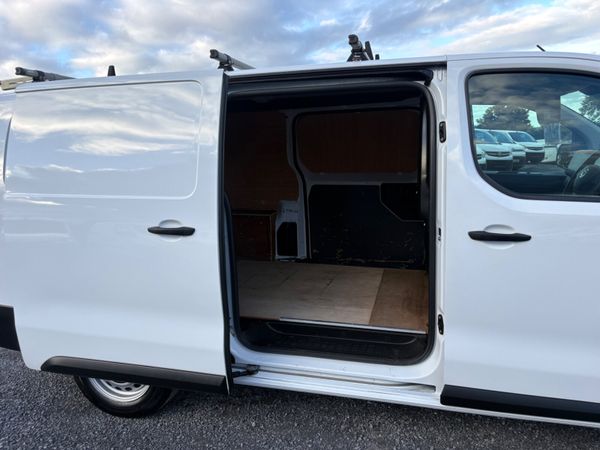 Vauxhall Vivaro 397087164