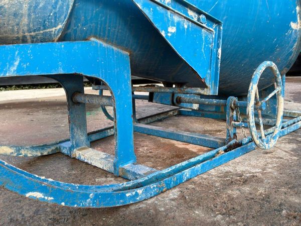 2022 Conquip 1000 litre Concrete pouring skip..... 397022648