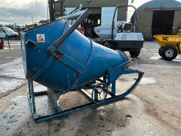 2022 Conquip 1000 litre Concrete pouring skip..... 397022655