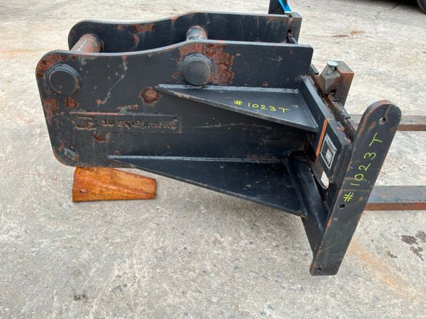 20 tonne excavator Pallet forks.....80mm pins..... 397142350