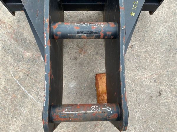 20 tonne excavator Pallet forks.....80mm pins..... 397142336