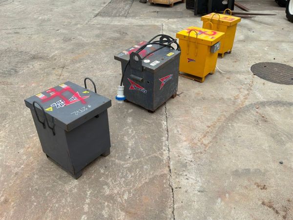 10kva distribution transformer boxes...240/110v... 397142484