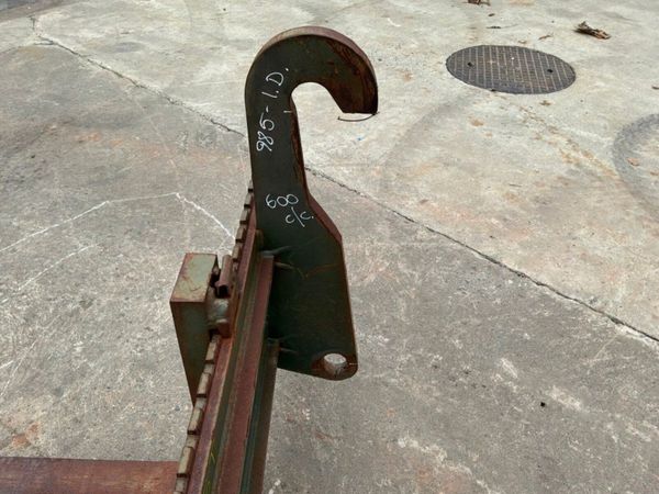 JCB 4Cx  pallet fork attachment.......985t 397142419