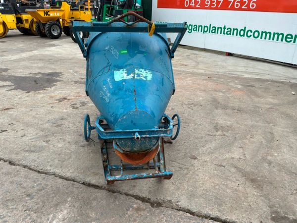 Conquip 500 litres concrete pouring skip.......318 397151143