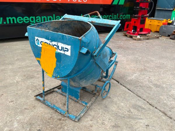 Conquip 500 litres concrete pouring skip.......318 397151147