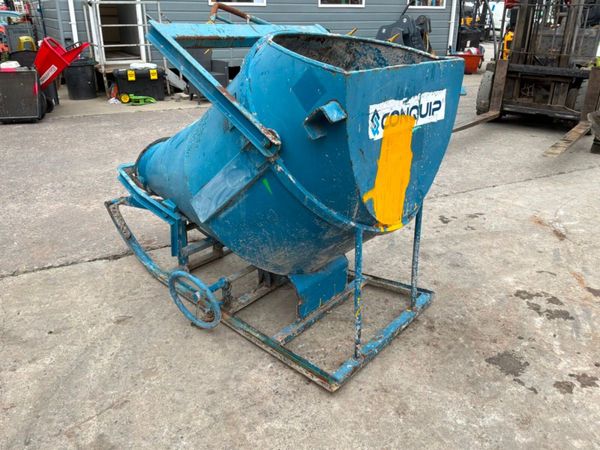 Conquip 500 litres concrete pouring skip.......318 397151149