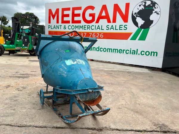 Conquip 500 litres concrete pouring skip.......318 397151161