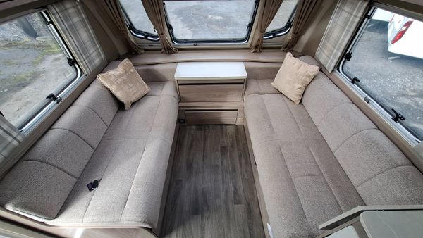 Swift Challenger 6 berth caravan 8 feet wide 397167369