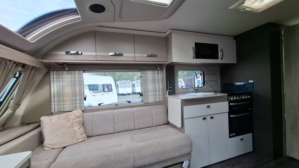 Swift Challenger 6 berth caravan 8 feet wide 397167373